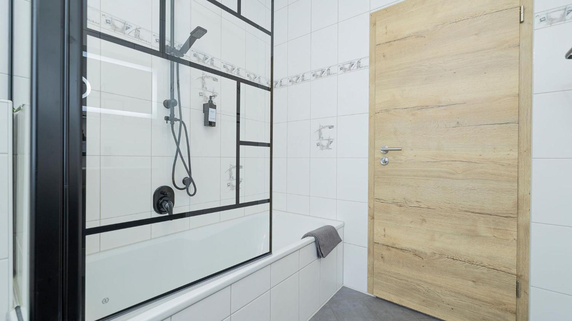 Luxx Home Mm, Airport- Fuer 7 Personen-Parken-Kueche Trunkelsberg Bagian luar foto